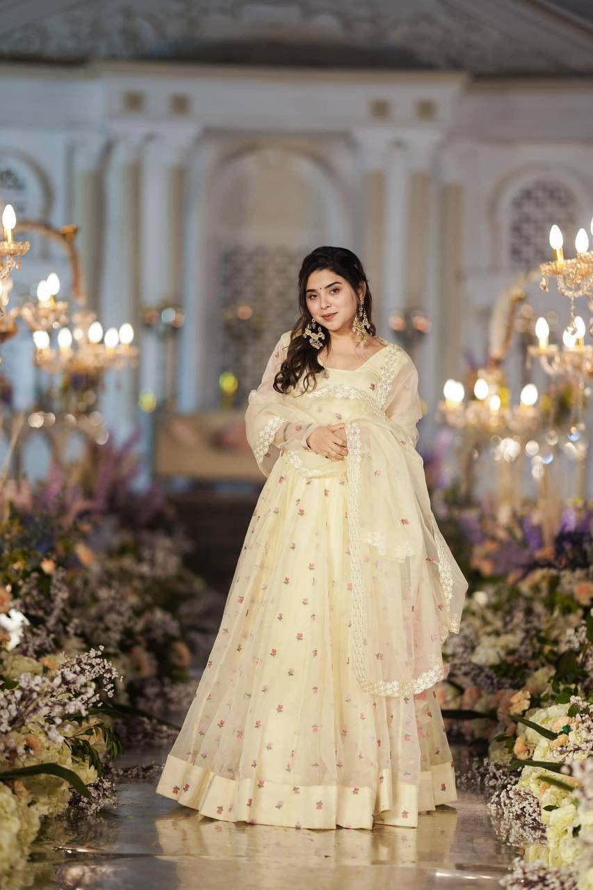 Meraki White Organza Lehenga Set