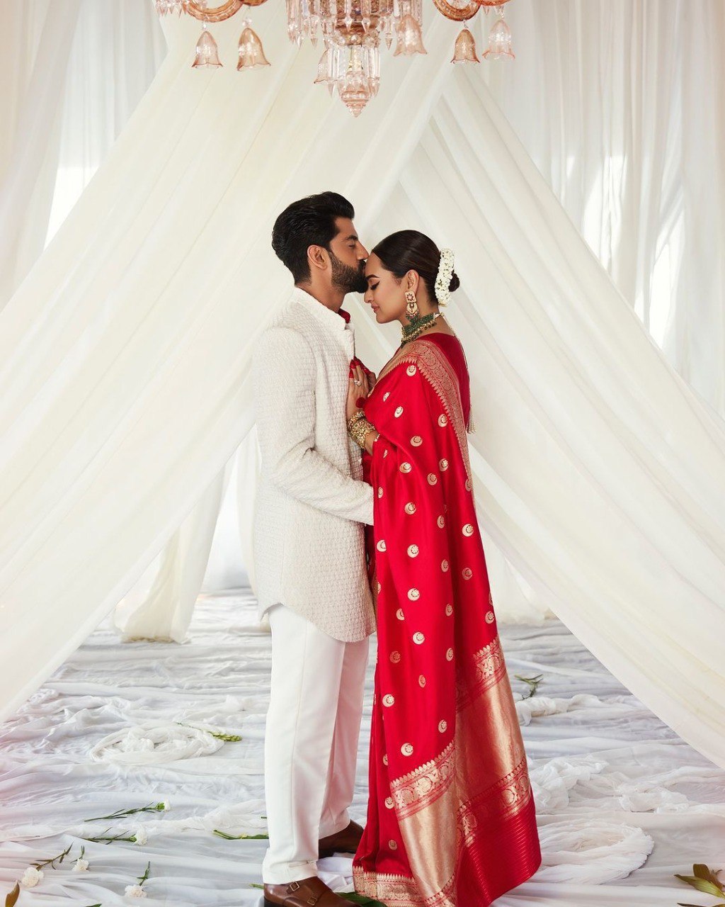 Most Trendy Wedding Special Red Banarasi Soft Silk Saree