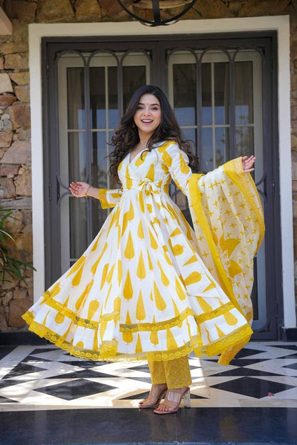 Yellow & White Kurta Suit Sets For Women By Shree Fashion