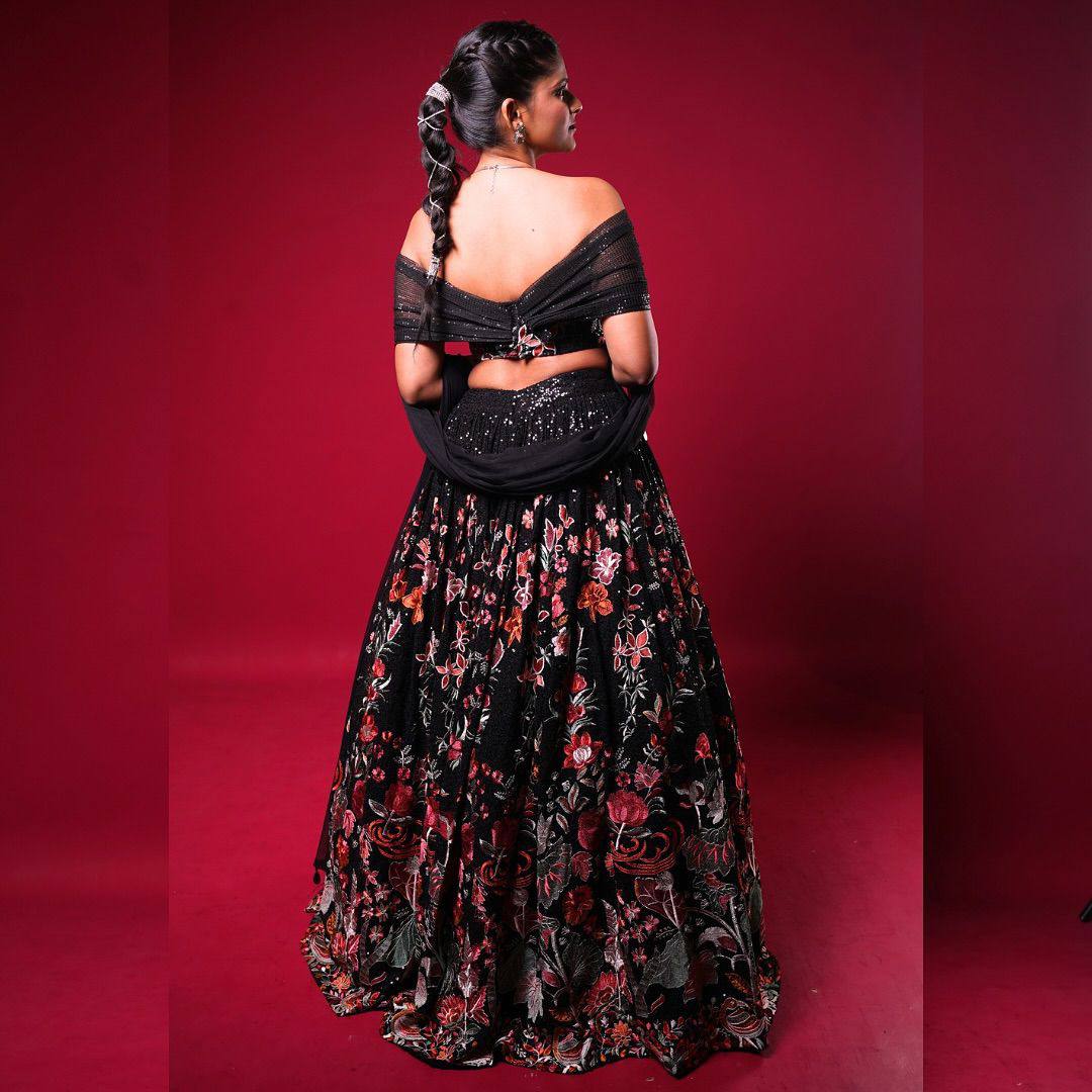 Elevate Your Style With this Elegant Semi - Stitched Lehenga Choli