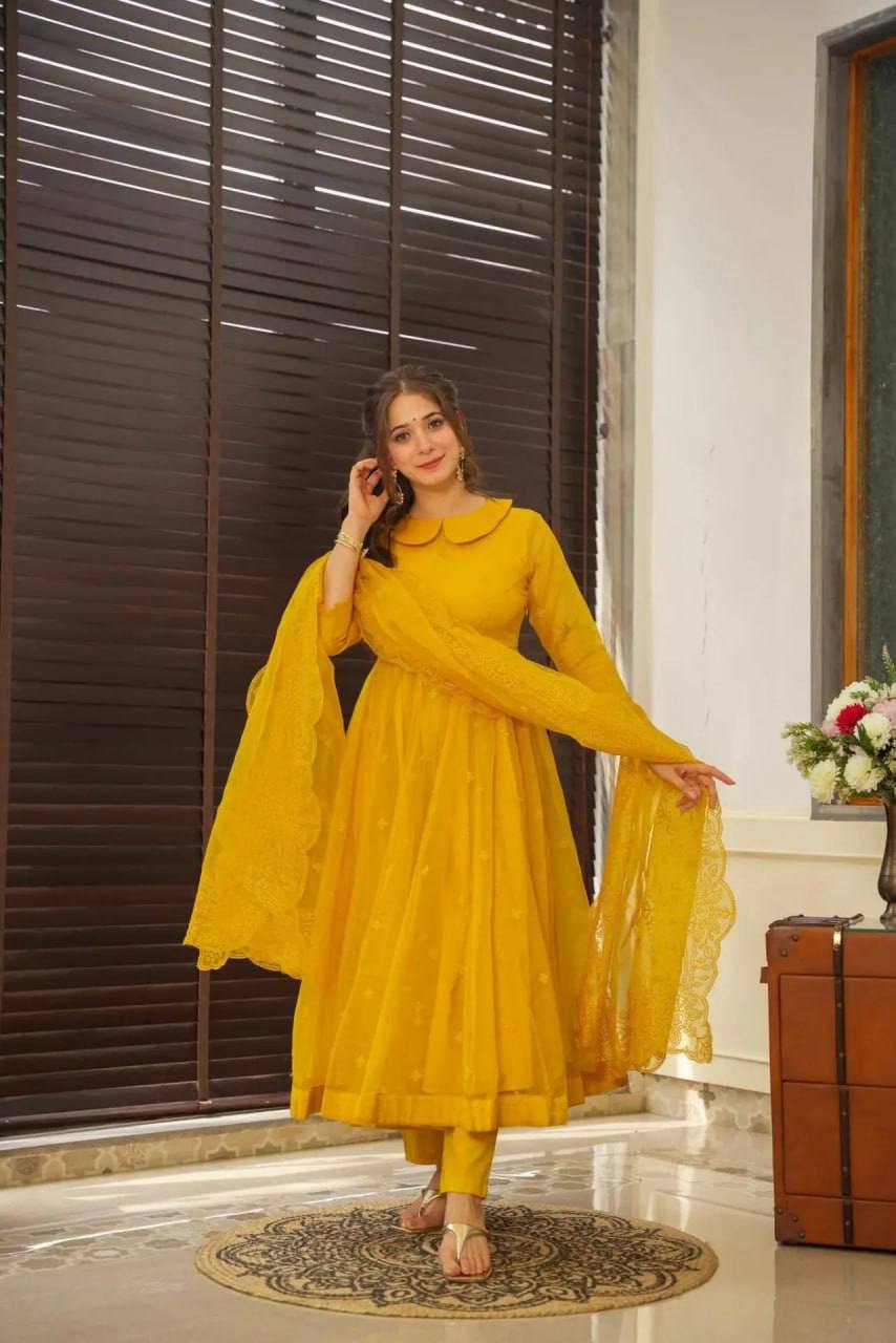 Yellow Organza Suit Set With Intricate Embroidery -Shree Fashion