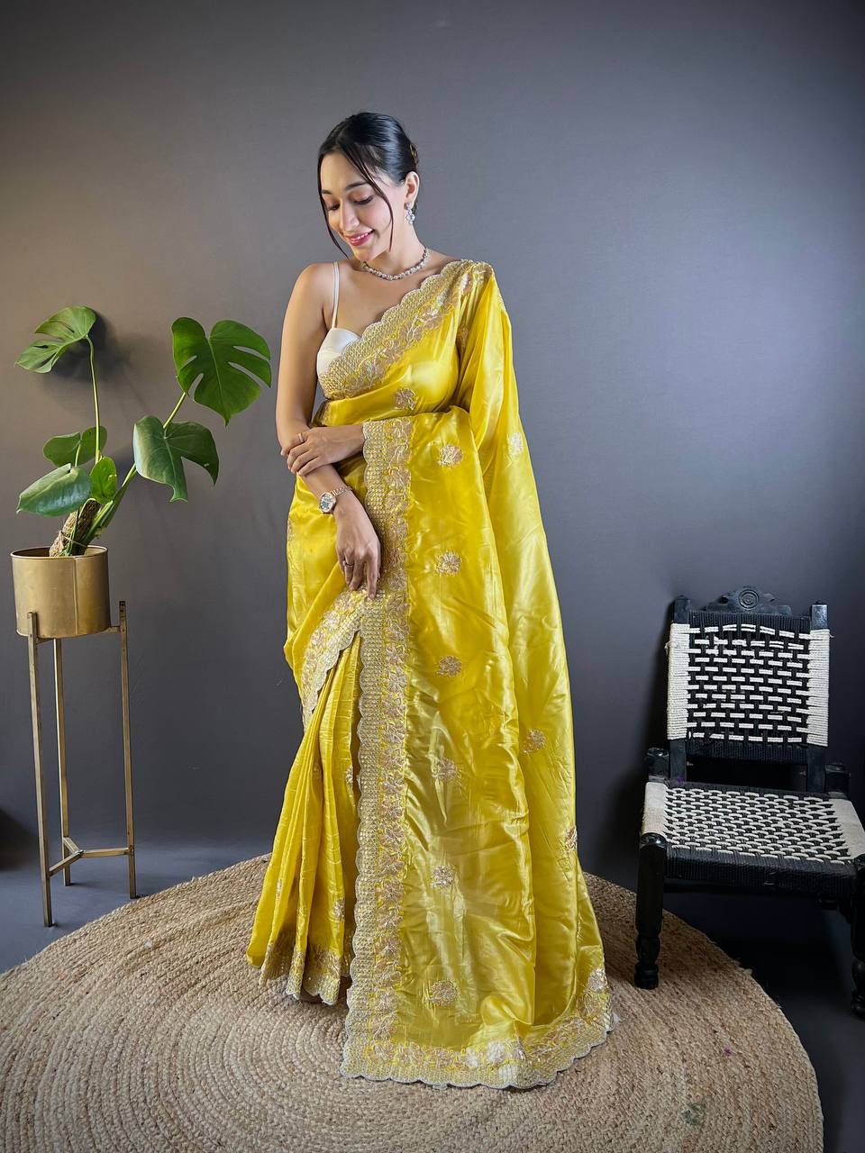 Gold Crunch Floral Sequinned Silk Blend Saree With Designer Sequiner & Thread