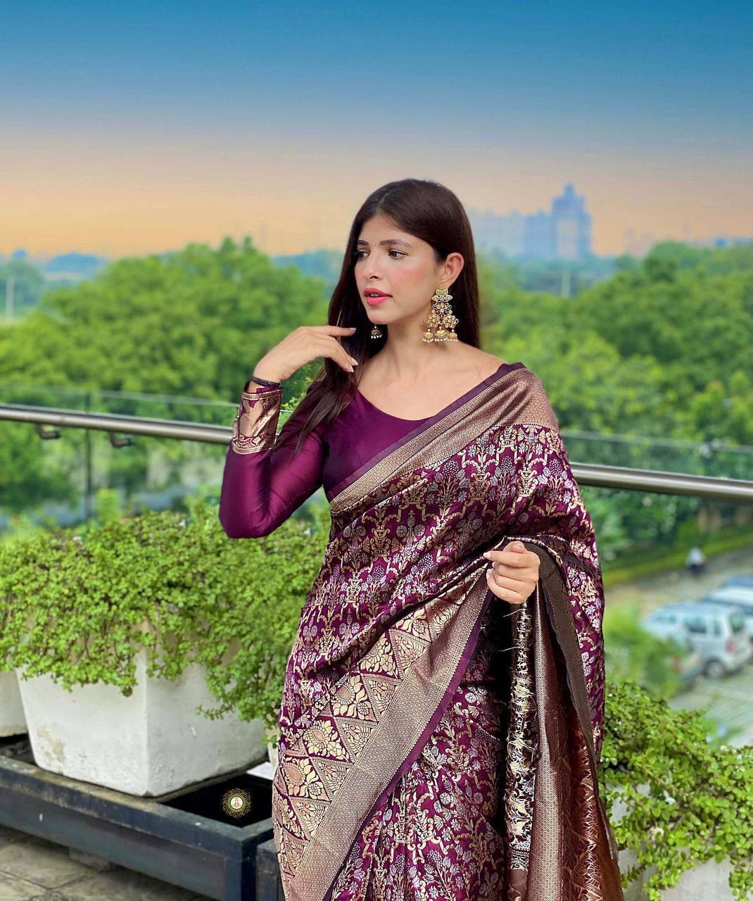 Woven Zari Dark Purple Silk Saree