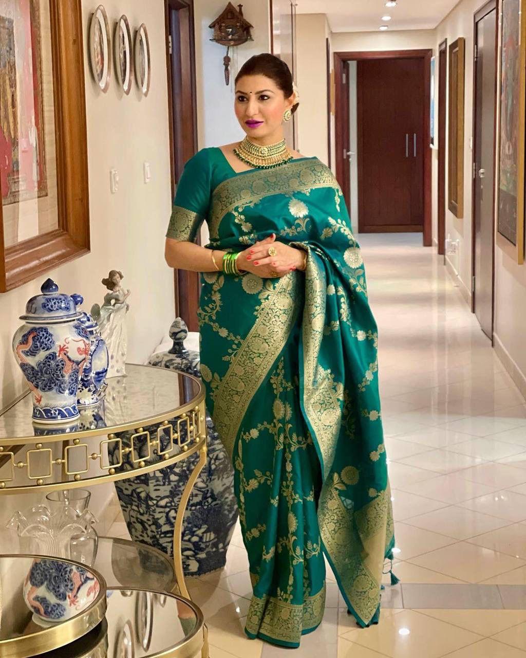 Woven Design Zari Banarasi Saree